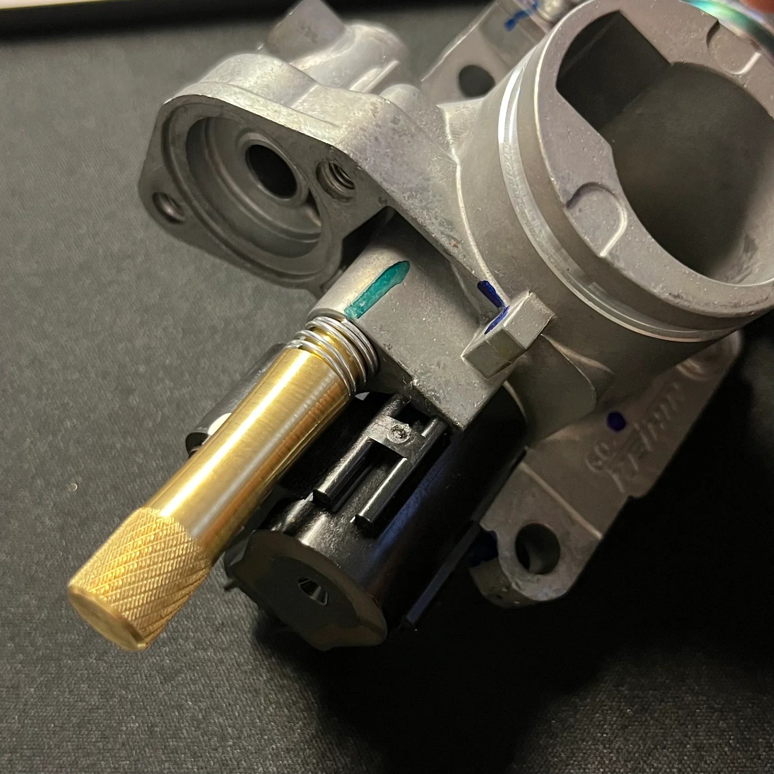 Adjustable Air & Idle Screw (Sold Separately) - Factory Minibikes