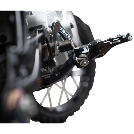 Tusk Strike Billet Moto Foot Pegs - YZ Style - Factory Minibikes