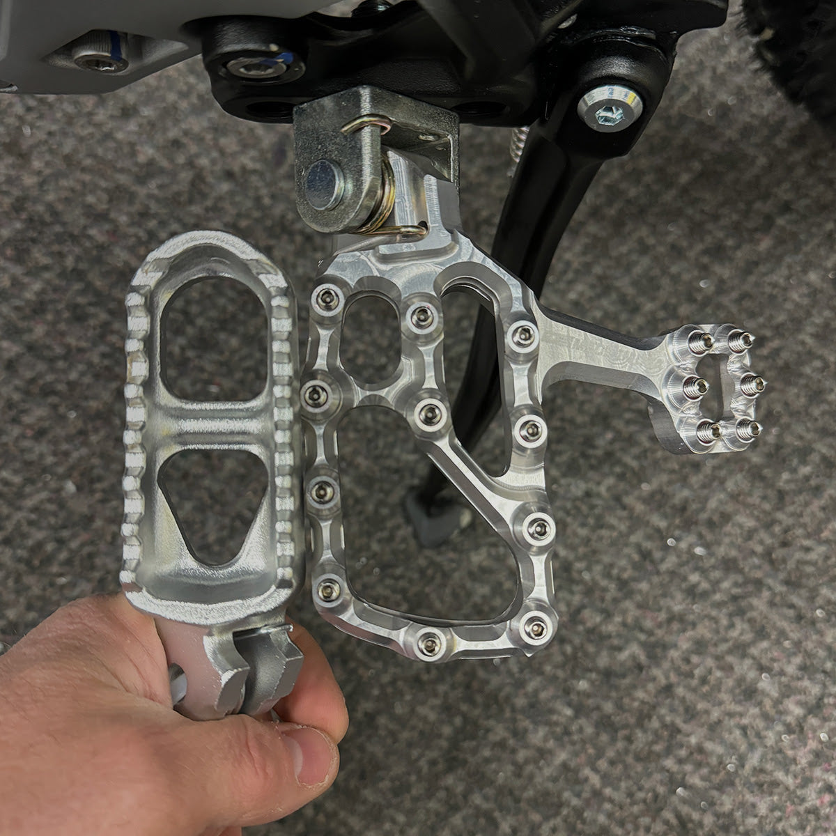 Fastway Evo Air Foot Pegs Kit - Talaria Sting / Surron LBX - Factory Minibikes