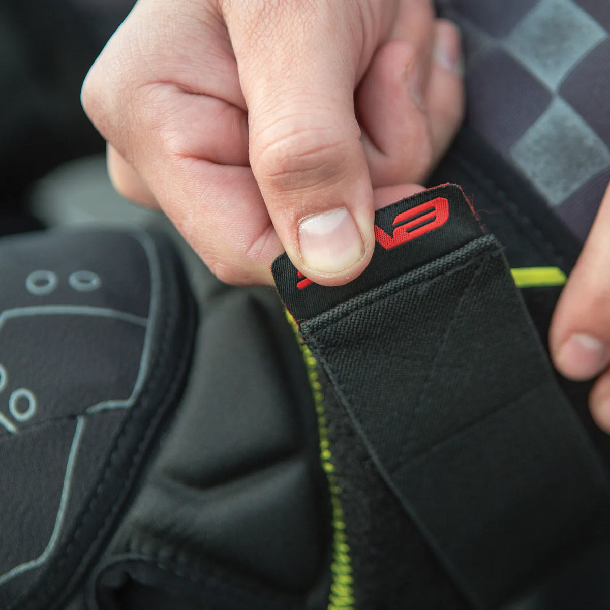 TP199 Knee Guards Black/Hi-Vis - Factory Minibikes
