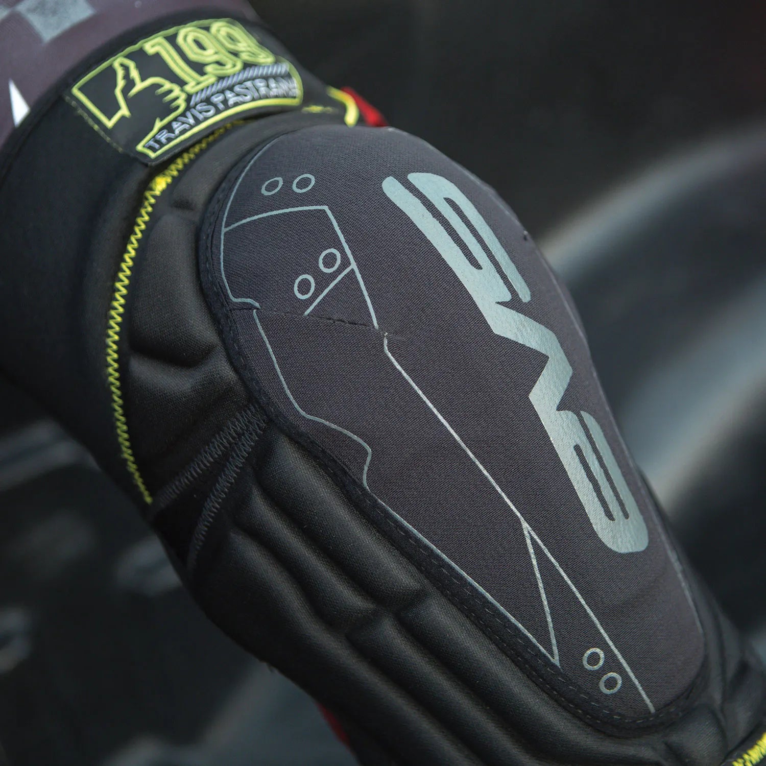 TP199 Knee Guards Black/Hi-Vis - Factory Minibikes
